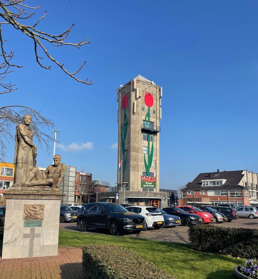 B&B De Tulpentoren Roelofarendsveen 外观 照片